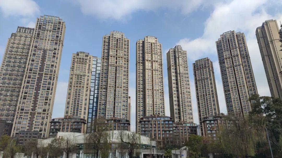 德州:經(jīng)濟(jì)開(kāi)發(fā)區(qū)投入2300萬(wàn)元配齊中小學(xué)設(shè)備